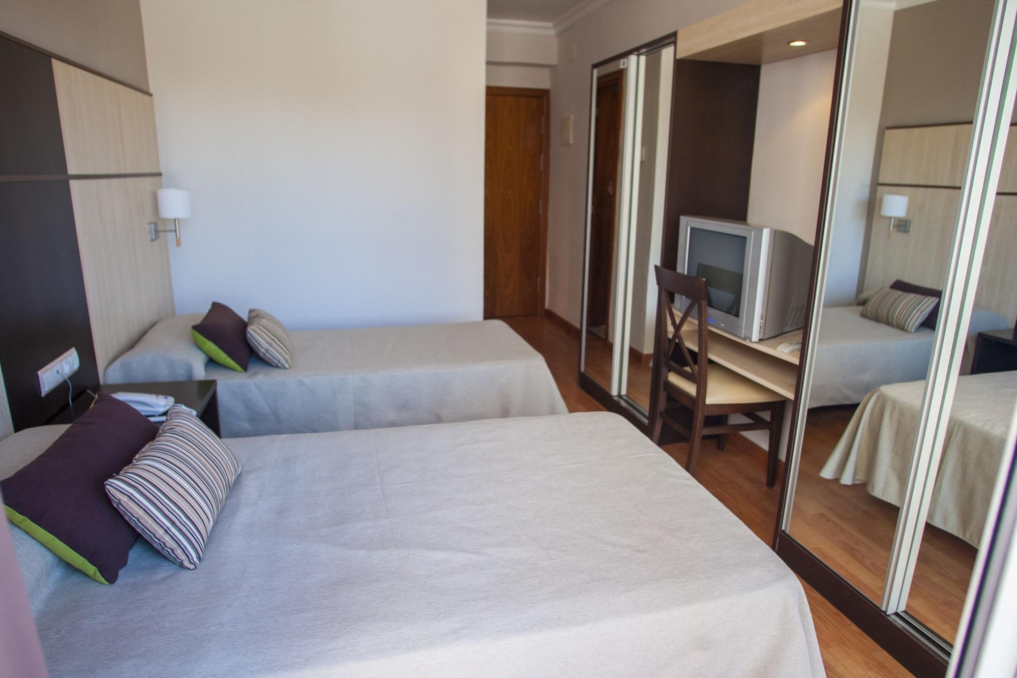 Hotel Comarruga Platja Kültér fotó