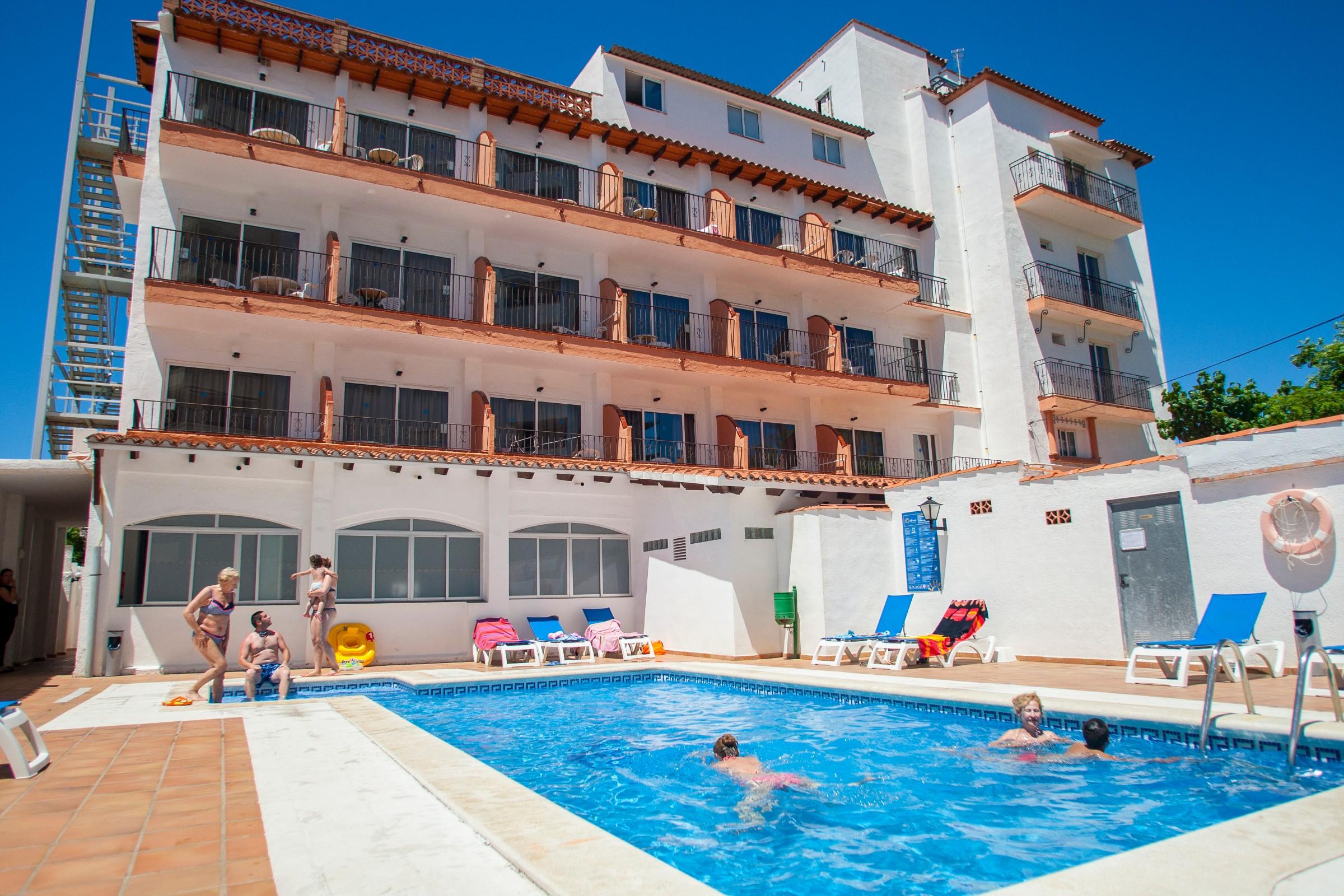 Hotel Comarruga Platja Kültér fotó