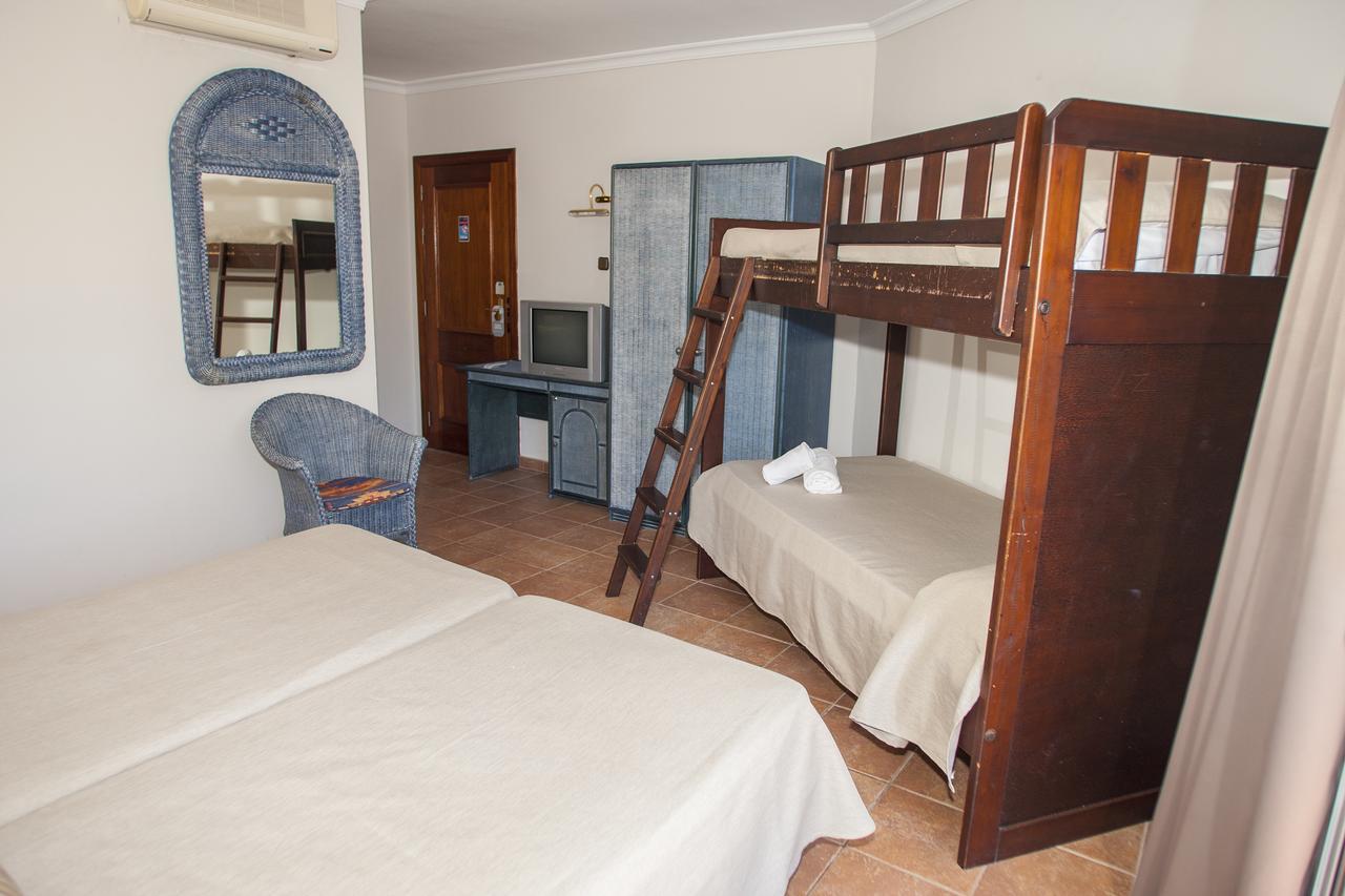 Hotel Comarruga Platja Kültér fotó