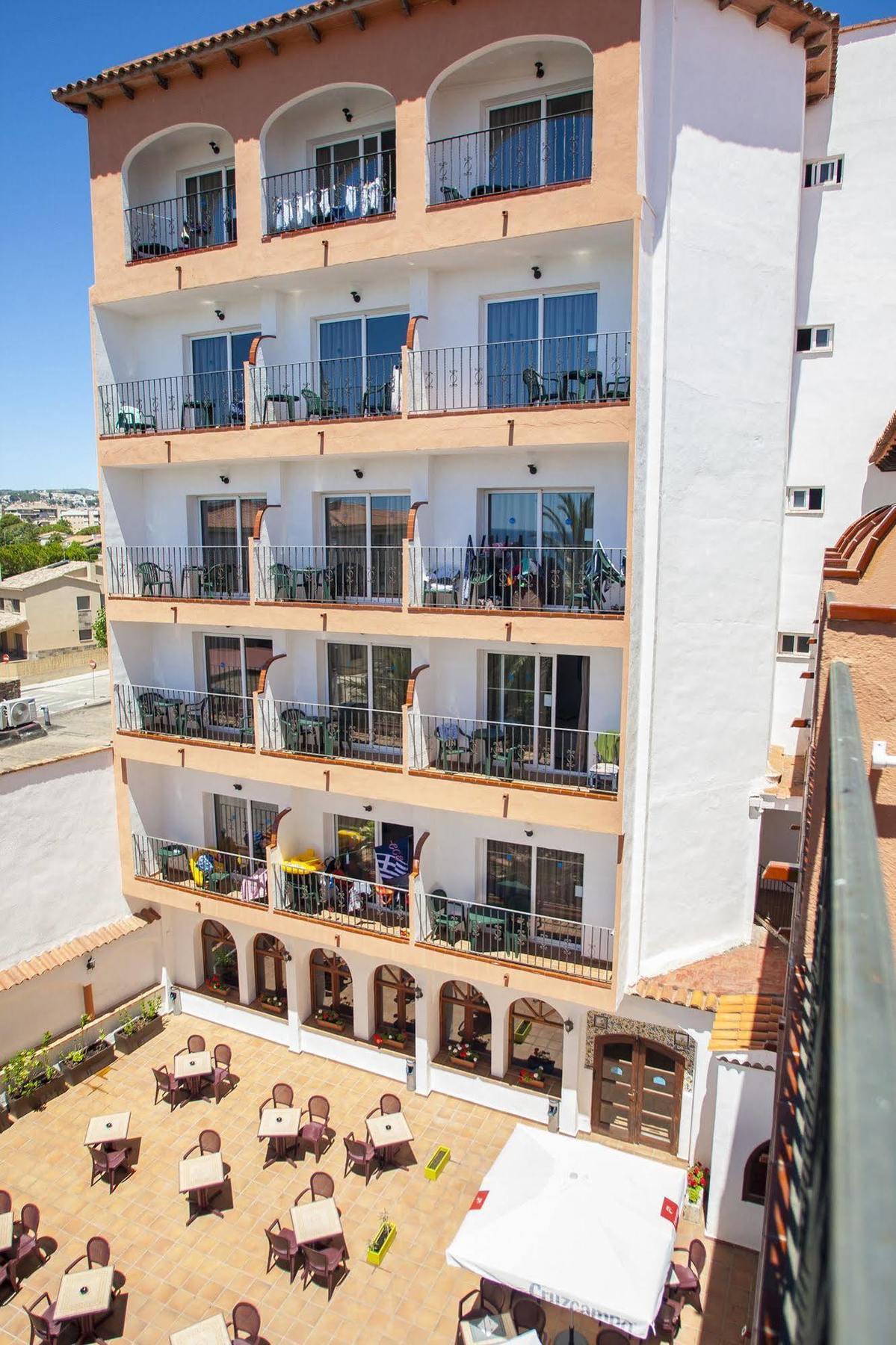 Hotel Comarruga Platja Kültér fotó