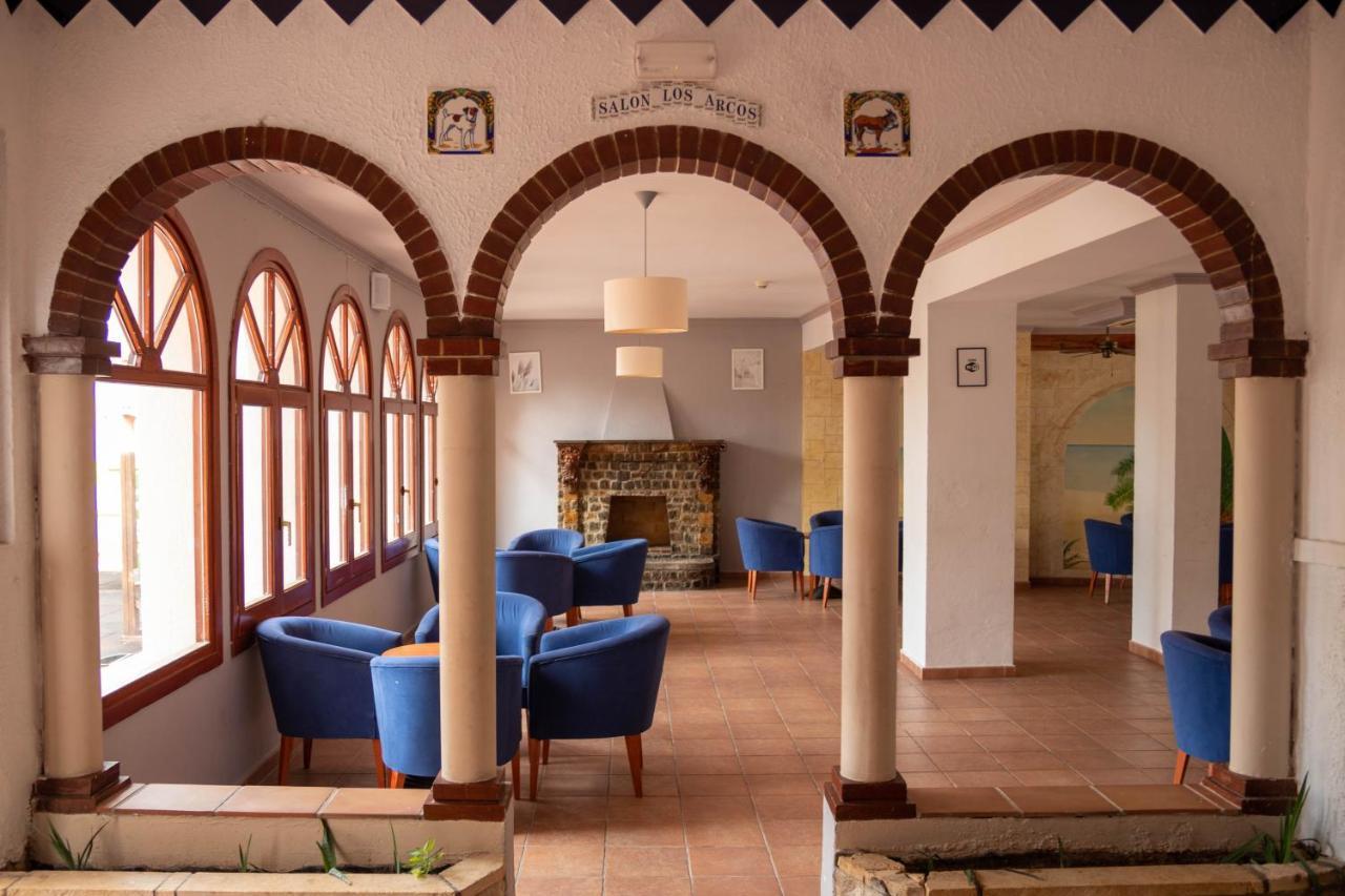 Hotel Comarruga Platja Kültér fotó