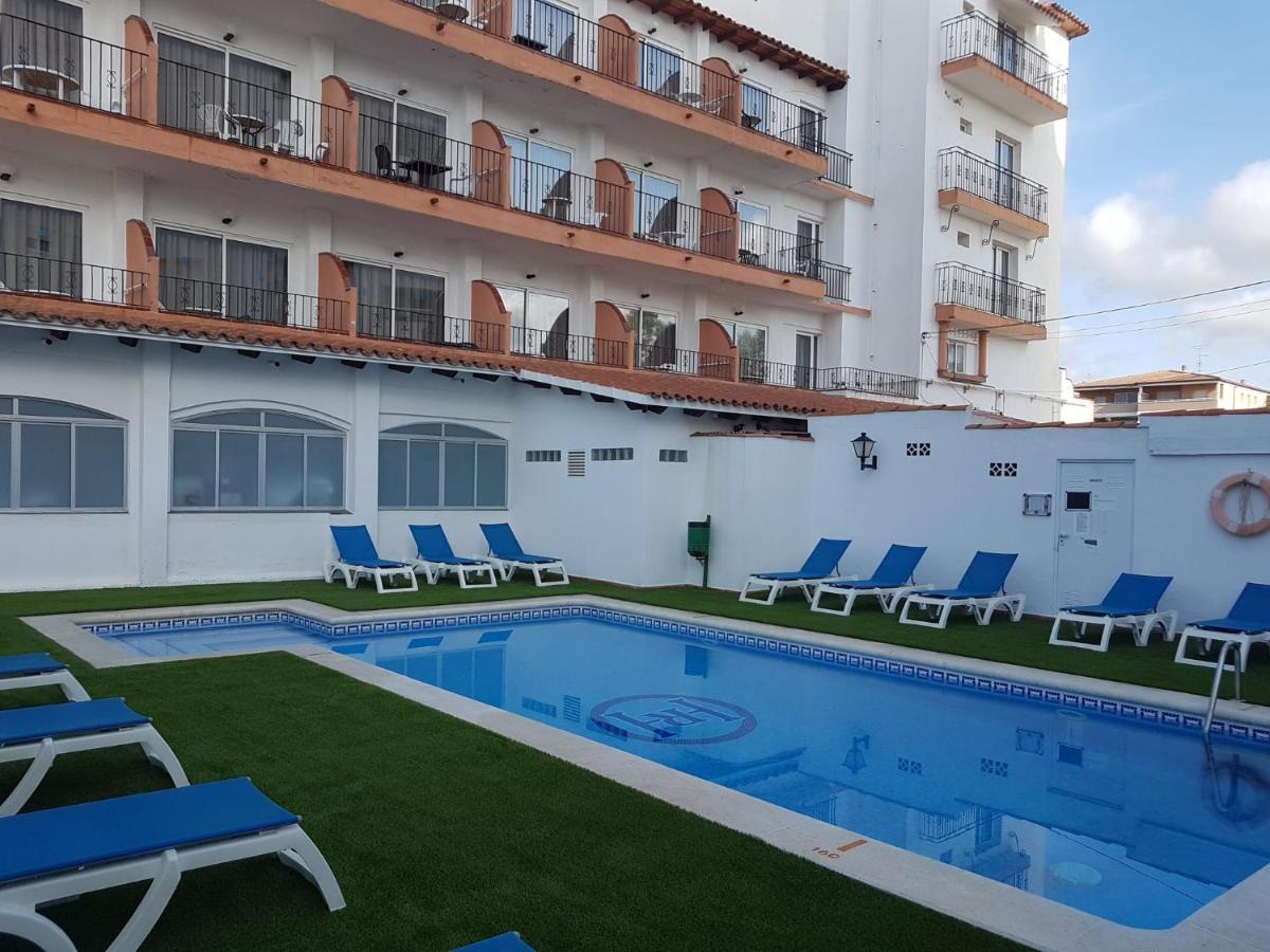 Hotel Comarruga Platja Kültér fotó